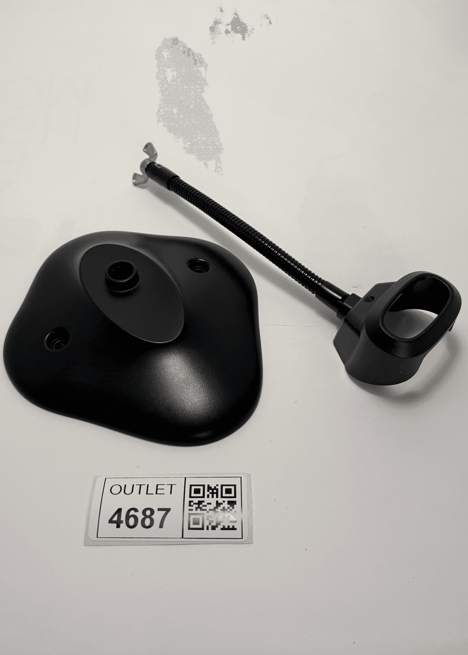 Outlet thumbnail 1